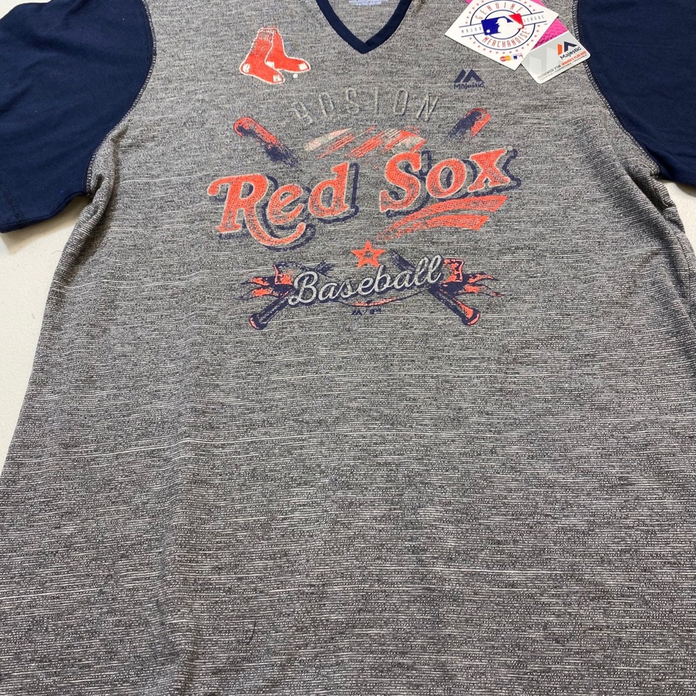 Boston Red Sox women’s medium plus tee shirt